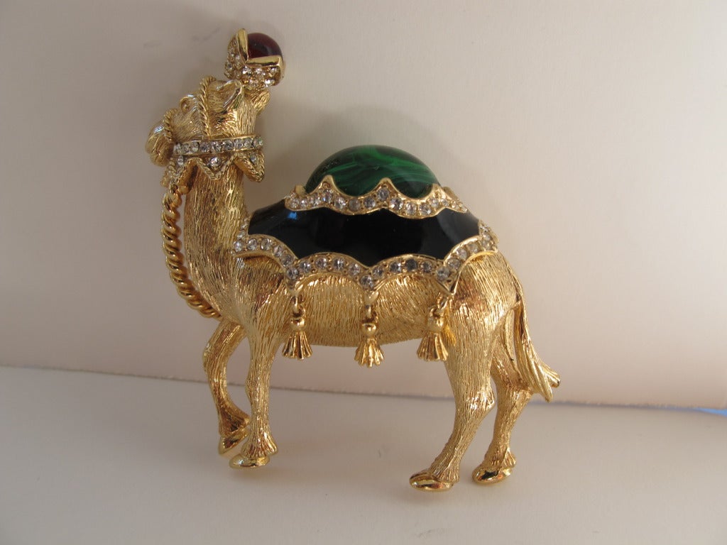 Vintage Ciner Jeweled and Enamel Camel Brooch In Excellent Condition In San Francisco, CA