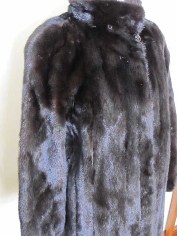 Ranch Mink Coat In Excellent Condition For Sale In San Francisco, CA