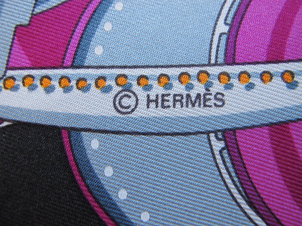 Hermès Grande Roue Silk Scarf In New Condition For Sale In San Francisco, CA