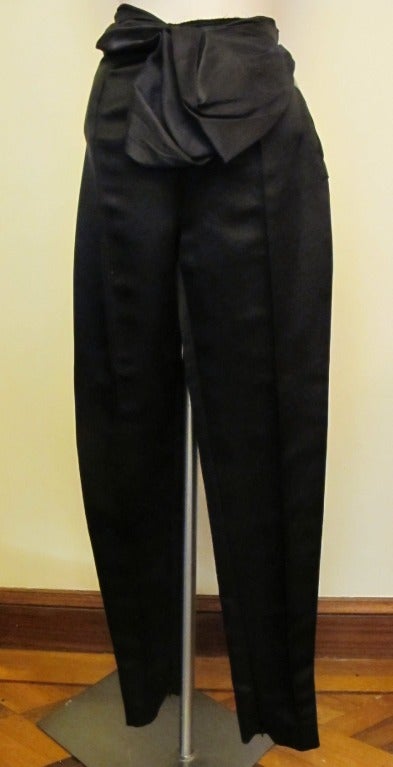 Lanvin Eté 2009 Black Silk Satin Pants In New Condition For Sale In San Francisco, CA