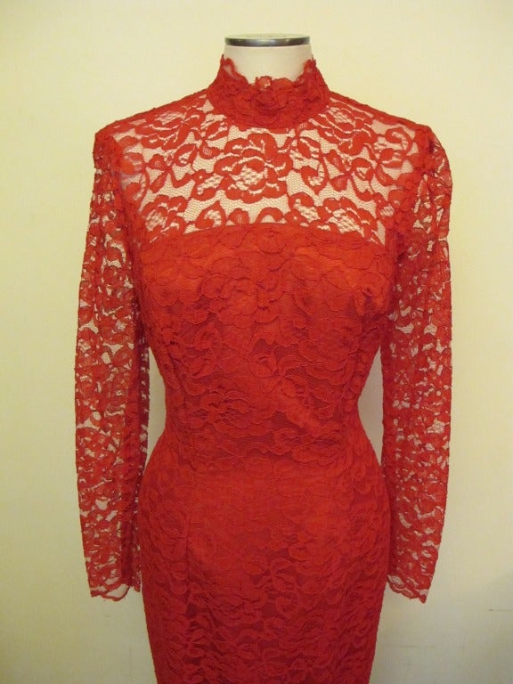 Max Nugus Red Lace Dress In Excellent Condition For Sale In San Francisco, CA