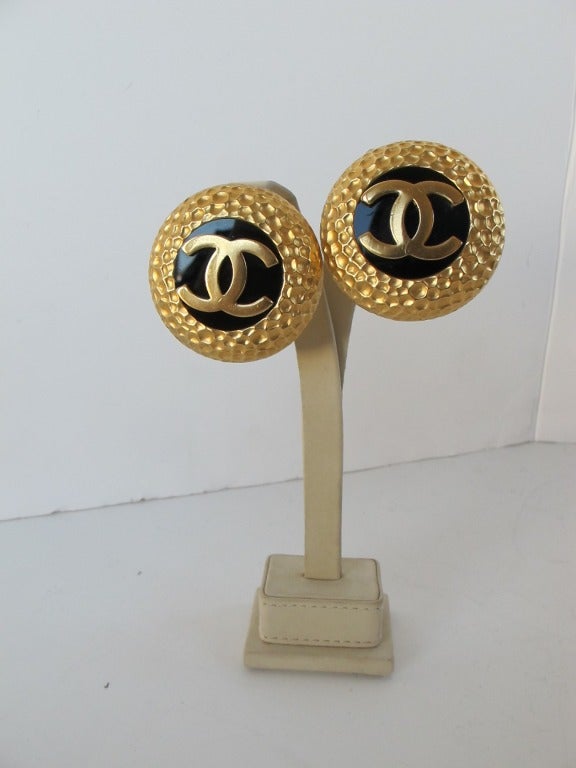 Chanel Faux Earrings In Excellent Condition For Sale In San Francisco, CA