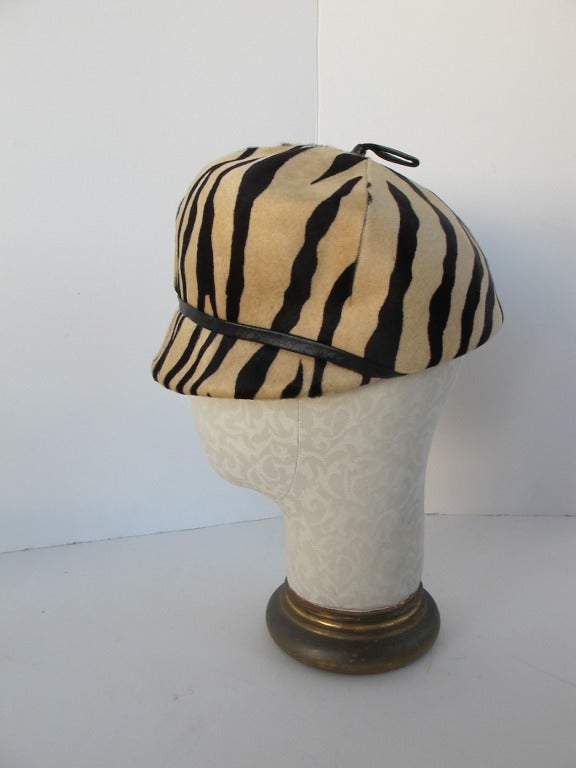 1970's Chic Calfskin Zebra Hat In Excellent Condition For Sale In San Francisco, CA