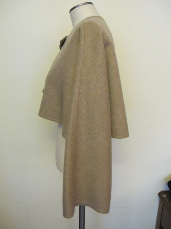 Akris Oatmeal Cashmere Chic Jacket For Sale 1