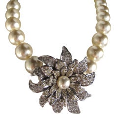 Chanel Faux Pearl Necklace w/Rhinestone Flower