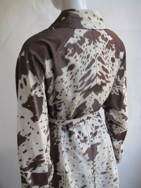 1970s Vintage Hermes Print Belted Coat Raincoat 1