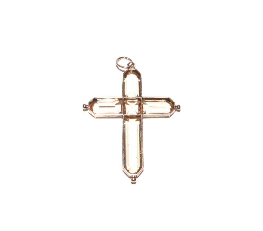 A Georgian Precious Topaz Golden Pendant Cross