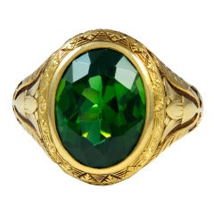 A Green Tourmaline and Gold Ring