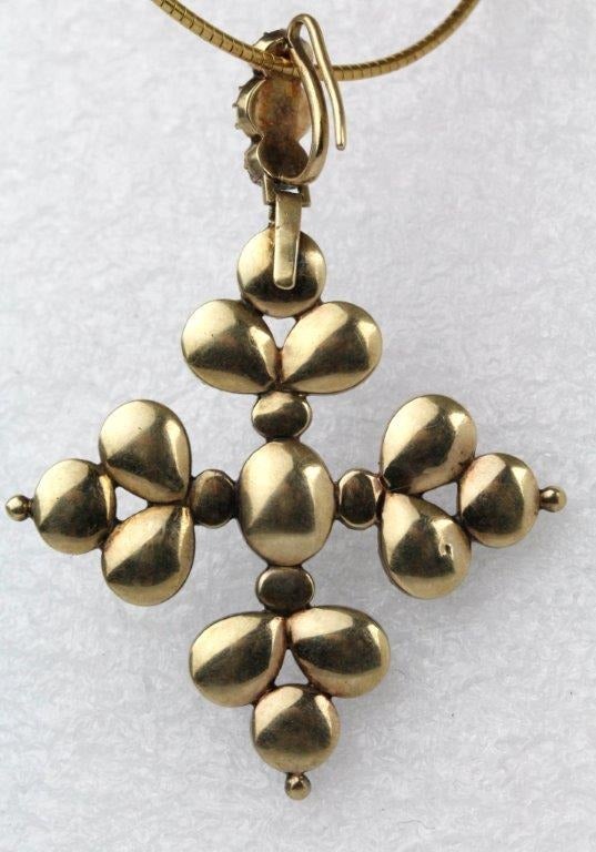 Georgian Garnet Pendant Cross In Good Condition In London, GB