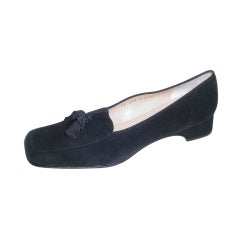 Used Ferragamo black shoes with tassels