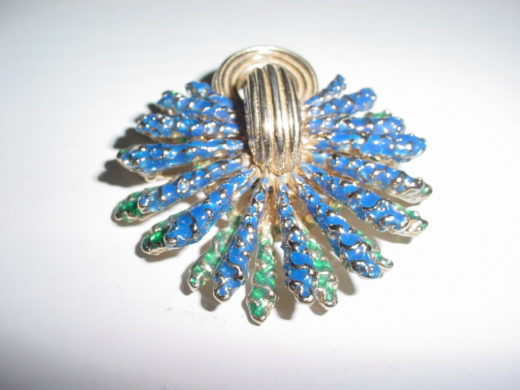 Vintage Ciner enamel brooch pendant