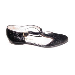 Salvatore Ferragamo Italy black crocodile embossed T strap shoes