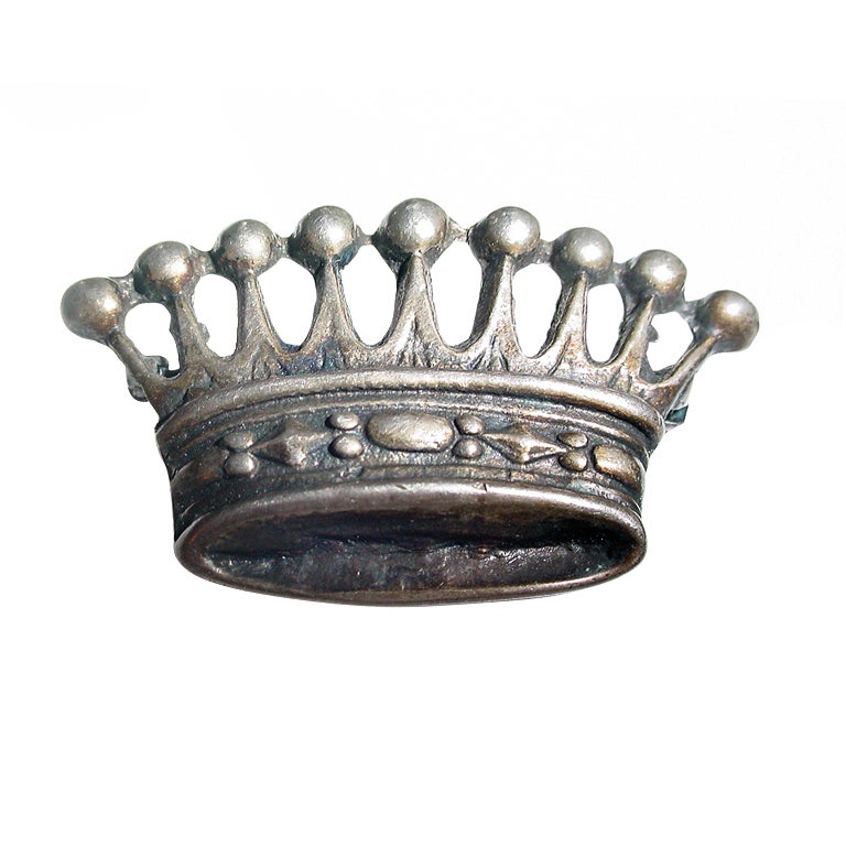 Vintage Sterling Crown brooch For Sale