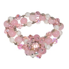 1940s pink glass bracelet