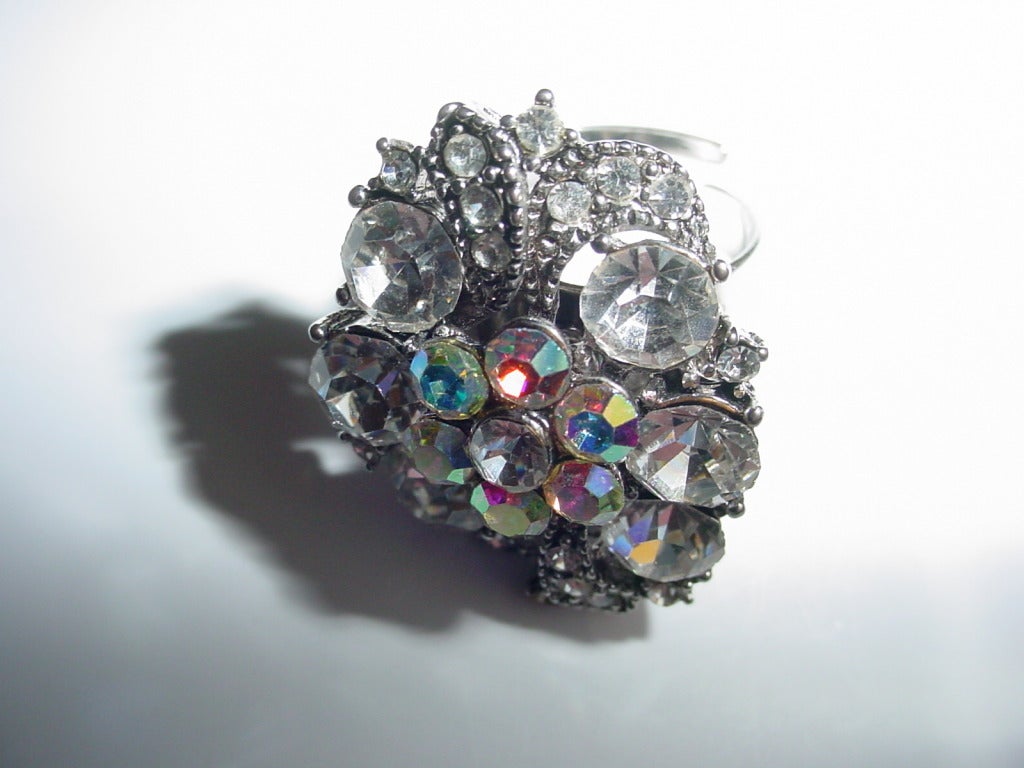 Vintage extravagant rhinestone cocktail ring