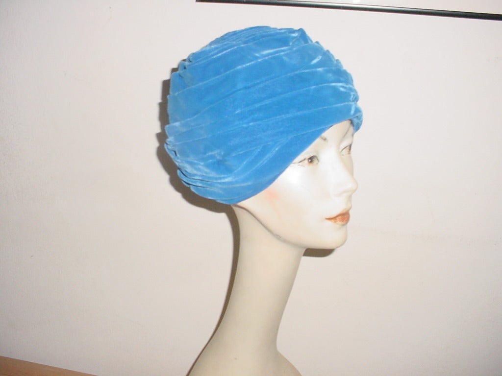 Vintage Mr John blue velvet turban. Mr John Empress label.