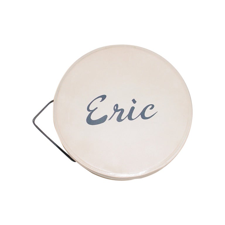 Vintage small hat or wig box Eric For Sale