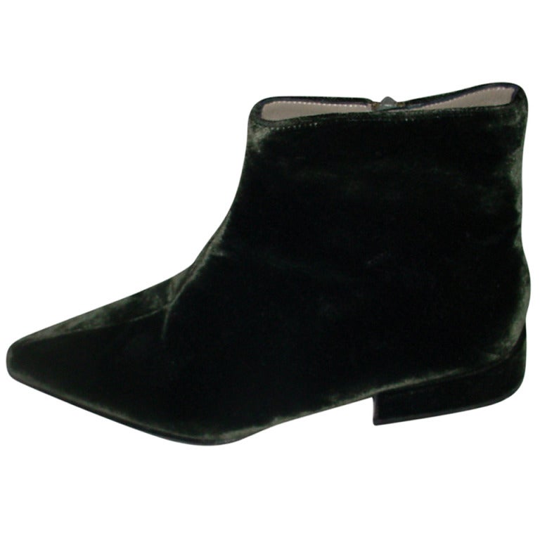 Green velvet Prada boots 35.5 For Sale