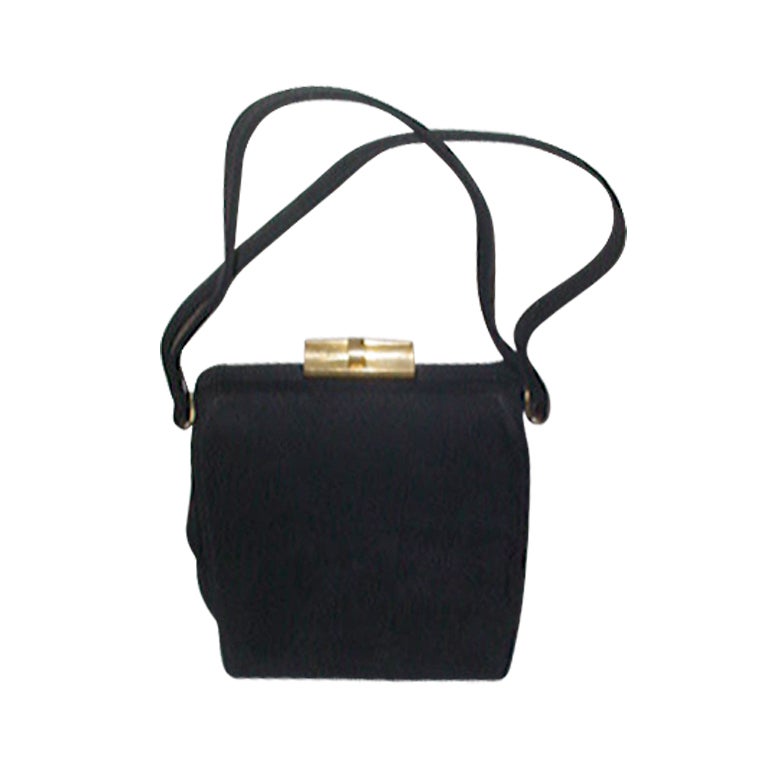 Black suede 1940s bag For Sale
