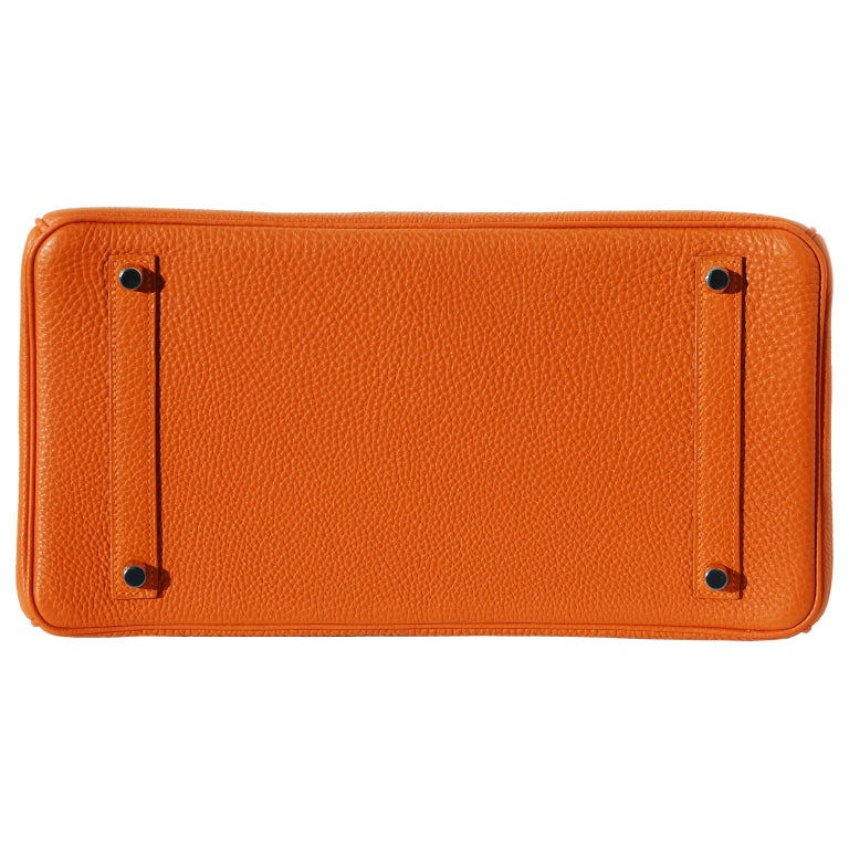 35cm Hermes Orange Togo Leather Birkin Handbag In New Condition For Sale In Chicago, IL