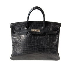 40cm Hermès Matte Black Porosus Crocodile Birkin Handbag