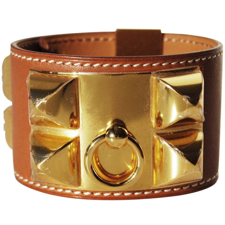 FABULOUS!

Brand New

Hermes Barenia Leather Collier De Chien Bracelet | Small | White Stitching | Gold Hardware | Q Stamp

The bracelet measures 22cm / 8.5