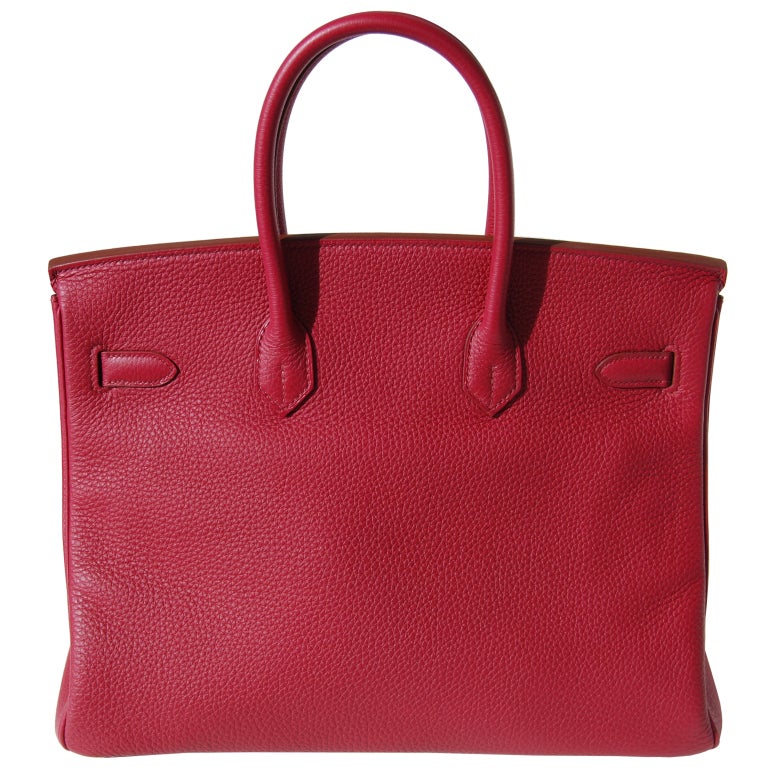 Brand New!
Createurs de Luxe offers this brand new Hermes Birkin Handbag.
35cm Hermes Rubis Togo Leather Birkin Handbag | Gold | O Stamp

The bag measures 35cm / 14