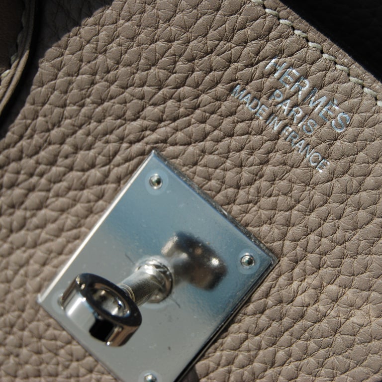 Women's or Men's 35cm Hermes Gris Tourterelle Clemence Leather Birkin Bag Handbag For Sale