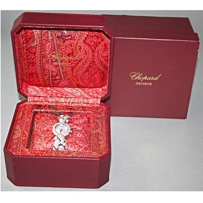 Chopard Lady's White Gold and Diamond Casmir Bracelet Watch 4