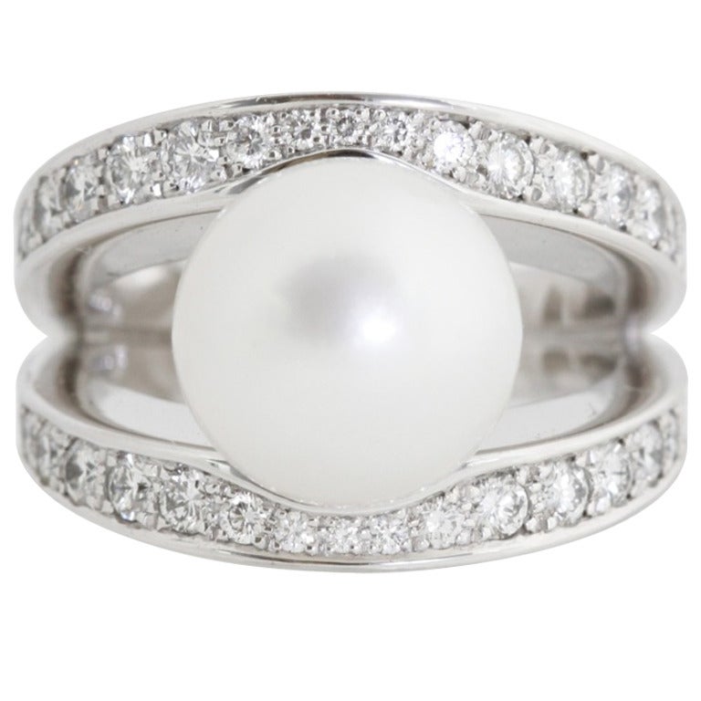 CHOPARD White Gold Diamond Pearl Ring For Sale