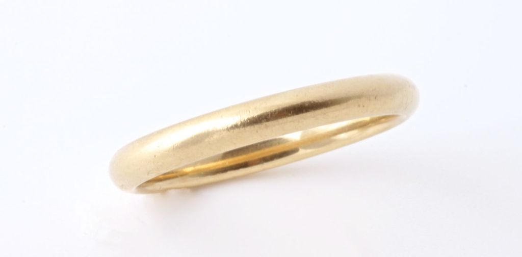 TIFFANY & Co.. Men's Yellow Gold Wedding Band For Sale 1