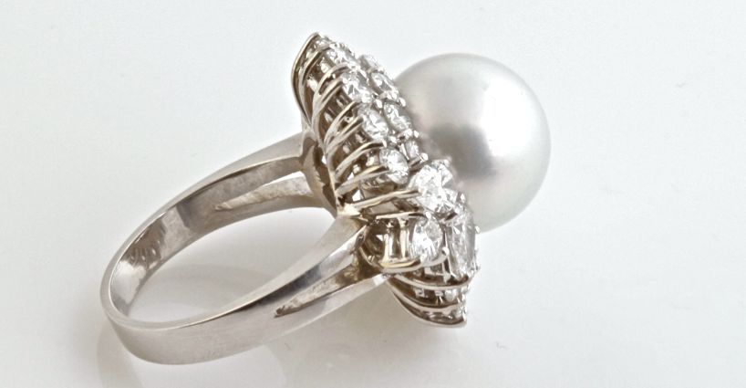 Contemporary South Sea Pearl White Diamond Platinum Ring For Sale