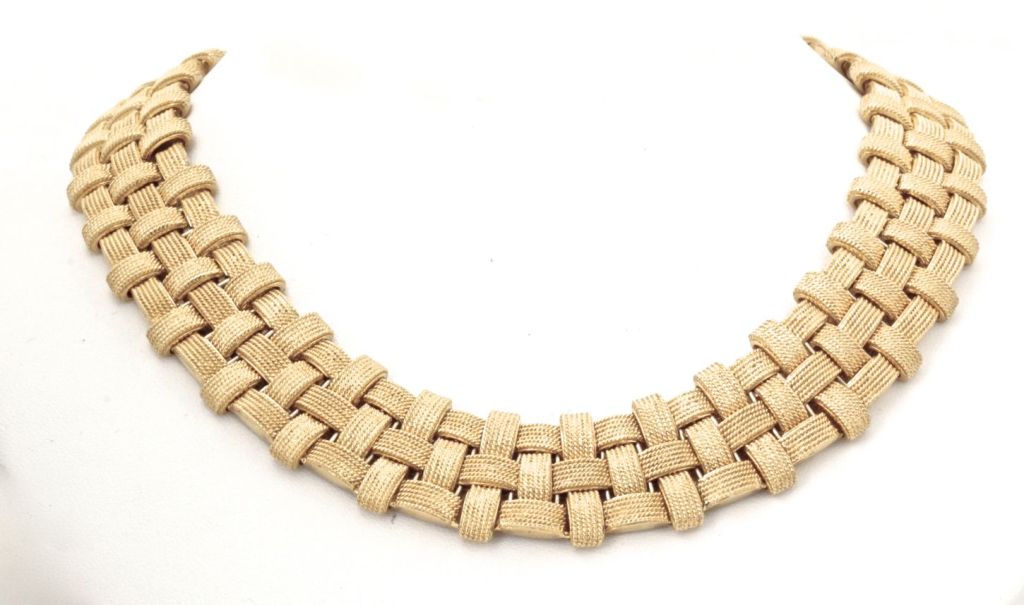 ROBERTO COIN Appassionata Yellow Gold and Diamond Necklace