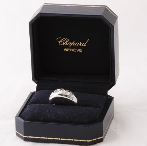 Follow us on twitter.com/MatterCA

Congratulations. Your Anniversary shopping is done. She's gonna love it. Now go grab yourself a beer.

This ring features a .53 carat white diamond as the 