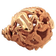 CARRERA Y CARRERA Gold Tree Frog Necklace