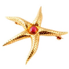 TIFFANY Gold and Cabochon Ruby Starfish Brooch/Pin.
