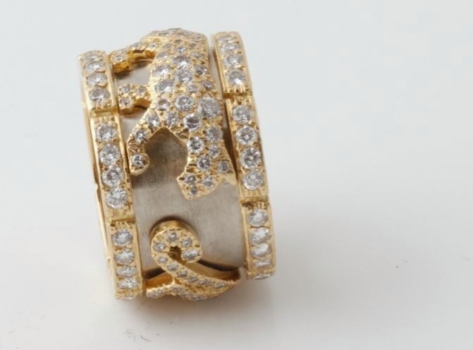 CARTIER Diamond Gold Iconic Panther Ring 2