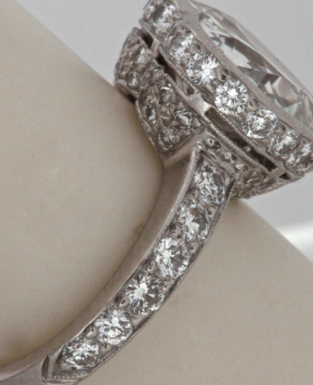 Contemporary 4.16 Heart-Diamond Platinum Ring For Sale