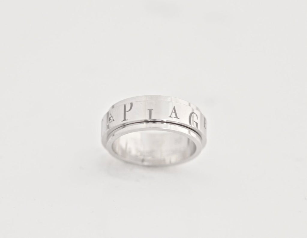 PIAGET Diamond White Gold Engraved Spin Ring For Sale 1