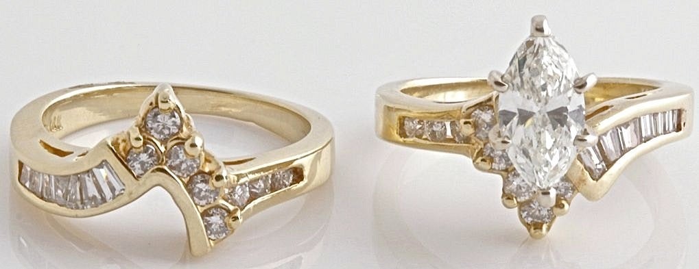 Contemporary Marquis Diamond Gold Two-Piece Ring For Sale