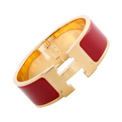 HERMES Red Enamel Gold Plated Clic-Clac Bracelet