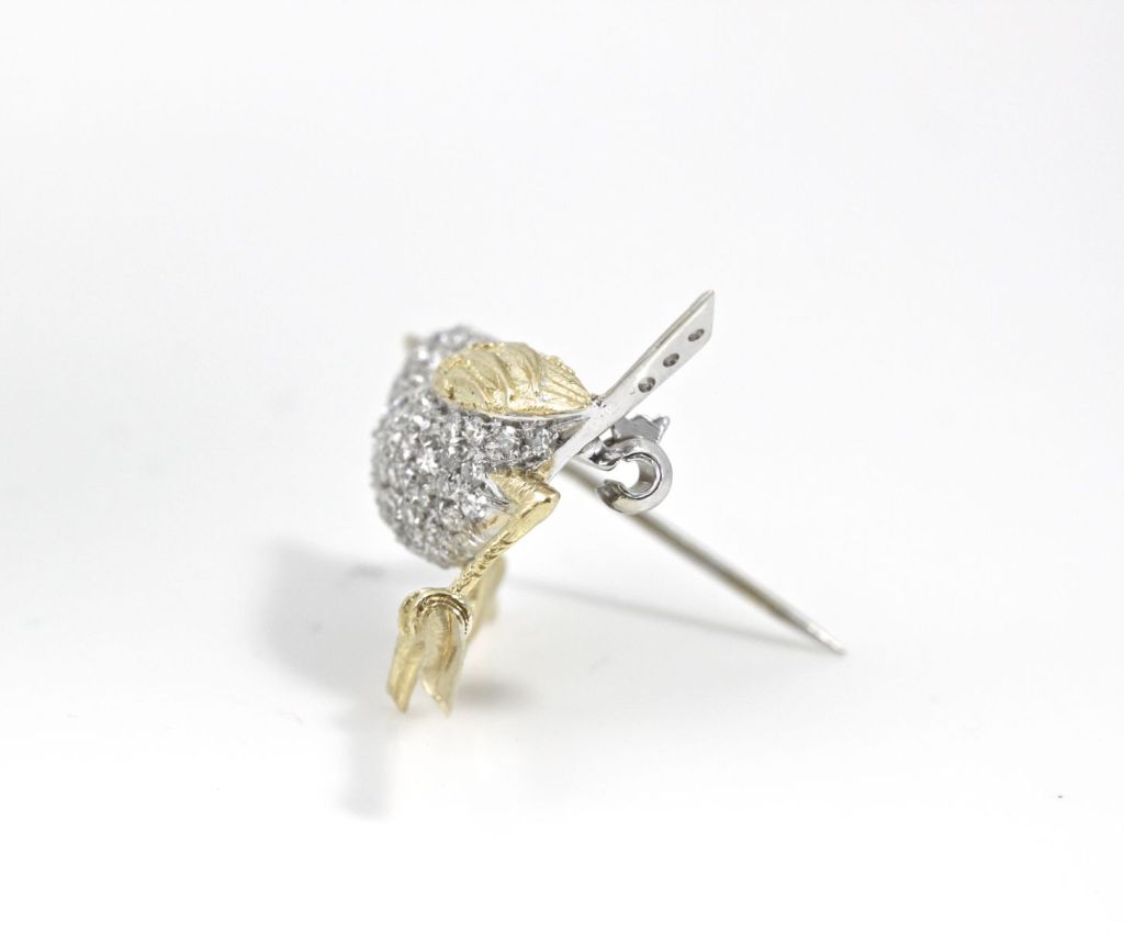 Contemporary TIFFANY & CO. Diamond Sapphire Gold Bird Brooch