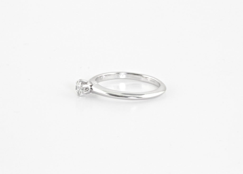 TIFFANY & CO. Platinum Diamond Engagement Ring For Sale 1