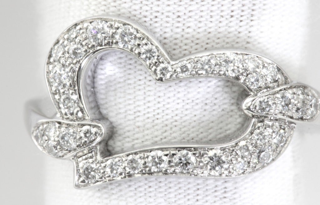 PIAGET Diamond and White Gold Heart Ring In Excellent Condition For Sale In Los Angeles, CA