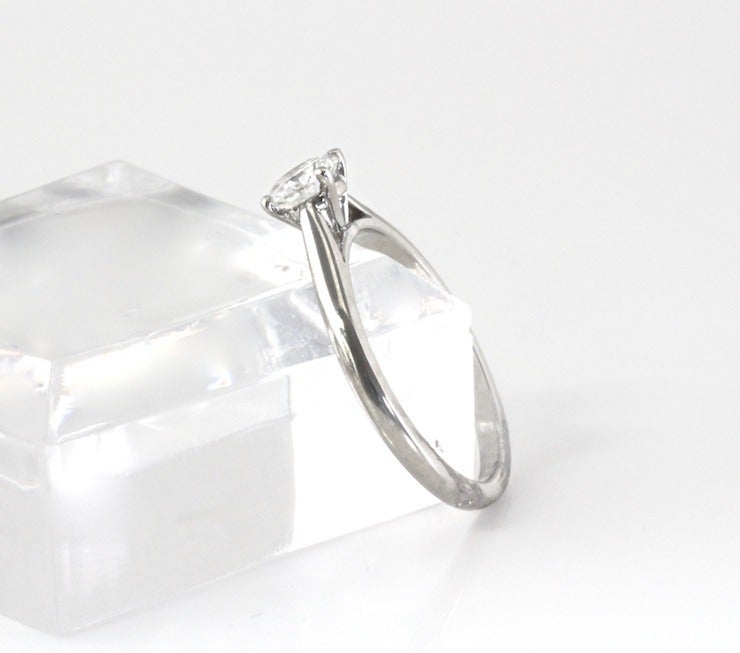 Women's CARTIER Diamond Platinum Engagement Ring For Sale