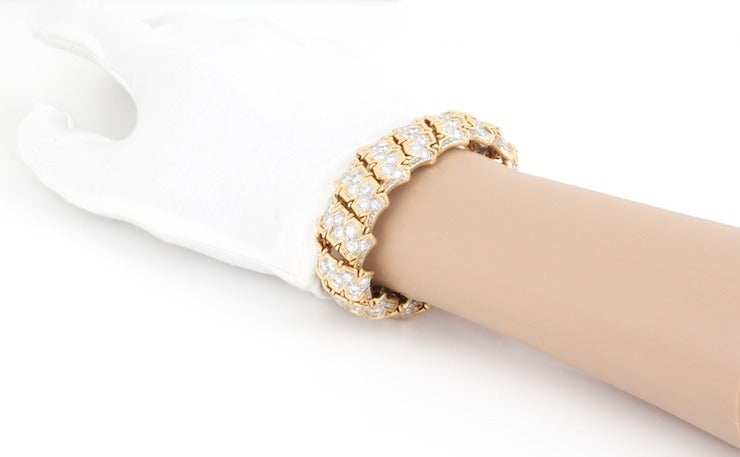 The first thing you notice about this bracelet is just how white and sparkly the diamonds are. And there's so many of them-- over sixteen carats! There's a lightness and an elegance about how the diamonds are showcased. This is a very comfortable,