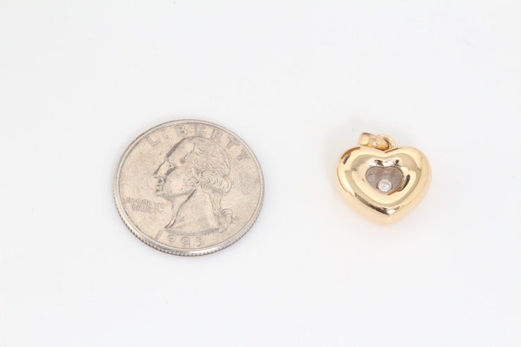 CHOPARD Happy Diamond Gold Heart Charm/Pendant In Excellent Condition For Sale In Los Angeles, CA
