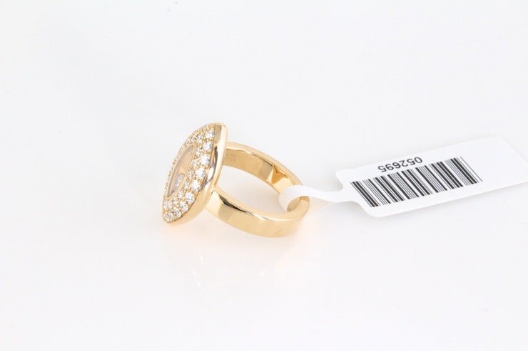 Contemporary Chopard Happy Diamond Yellow Gold Eye-Shaped Ring For Sale