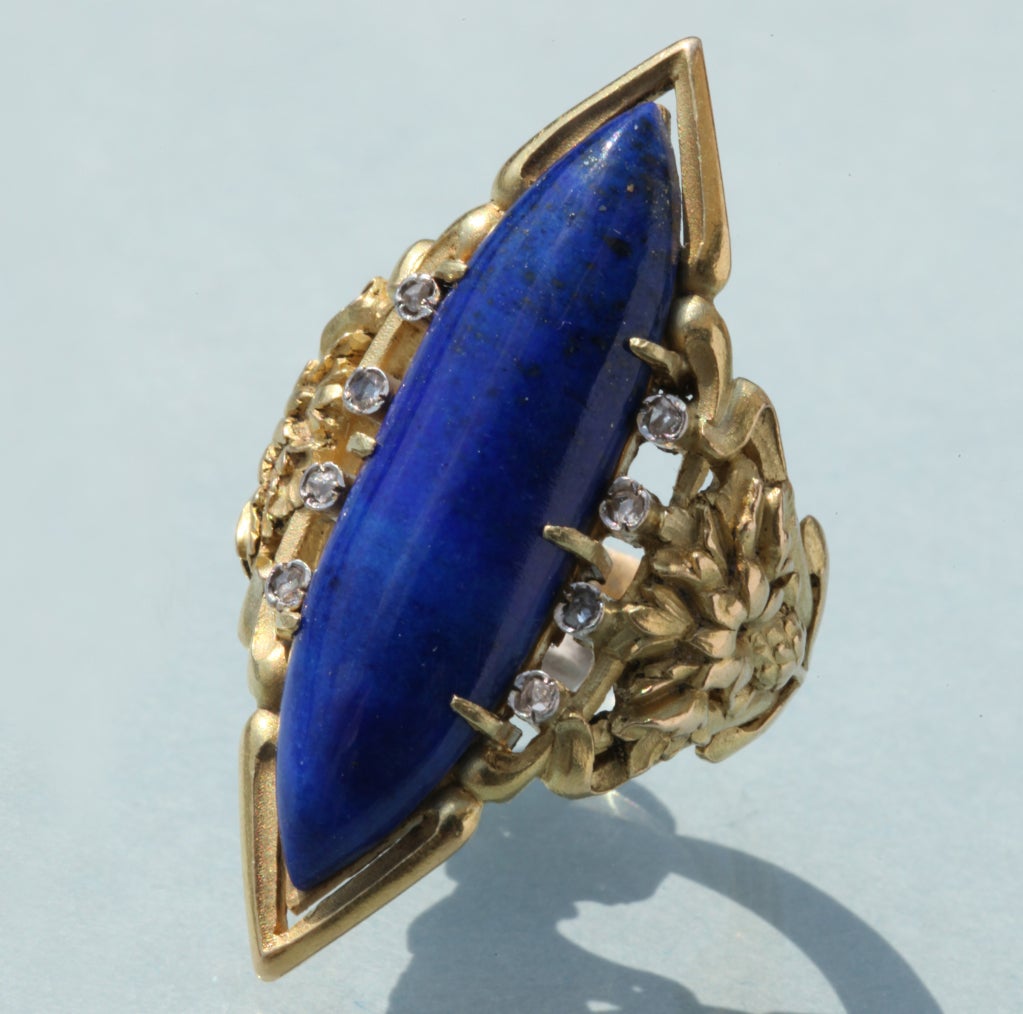 Illustrated in our book:
Beatriz Chadour-Sampson & Sonya Newell-Smith, Tadema Gallery London Jewellery from the 1860s to 1960s, Arnoldsche Art Publishers, Stuttgart 2021, cat. no. 143 
Very fine cornflower blue marquise cut lapis set with eight