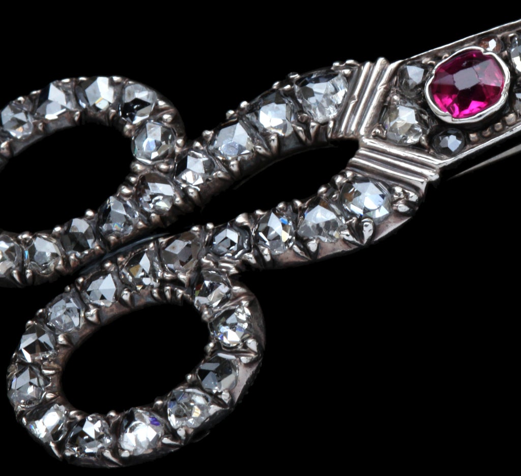 VICTORIAN Exquisite Scissors Brooch at 1stdibs
